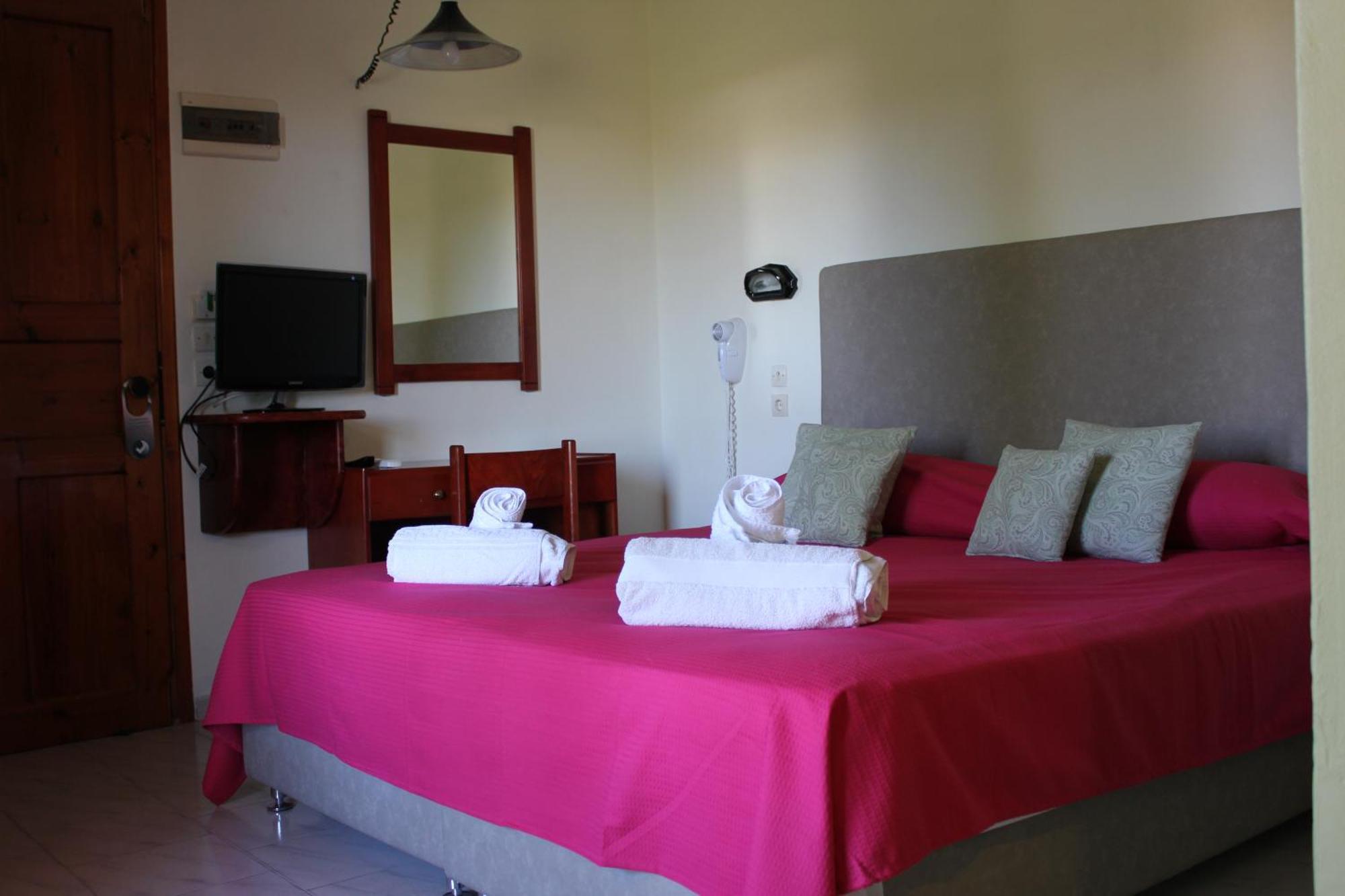 Aparthotel John Mary Faliraki Habitación foto