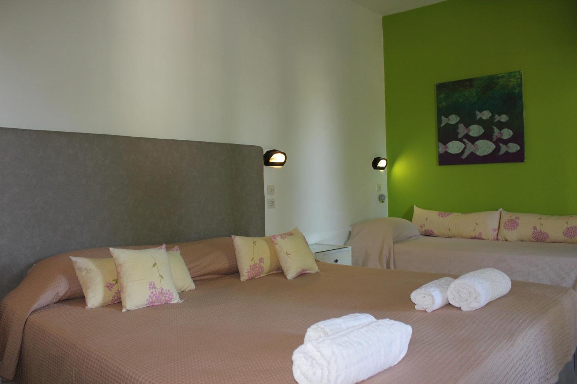 Aparthotel John Mary Faliraki Habitación foto