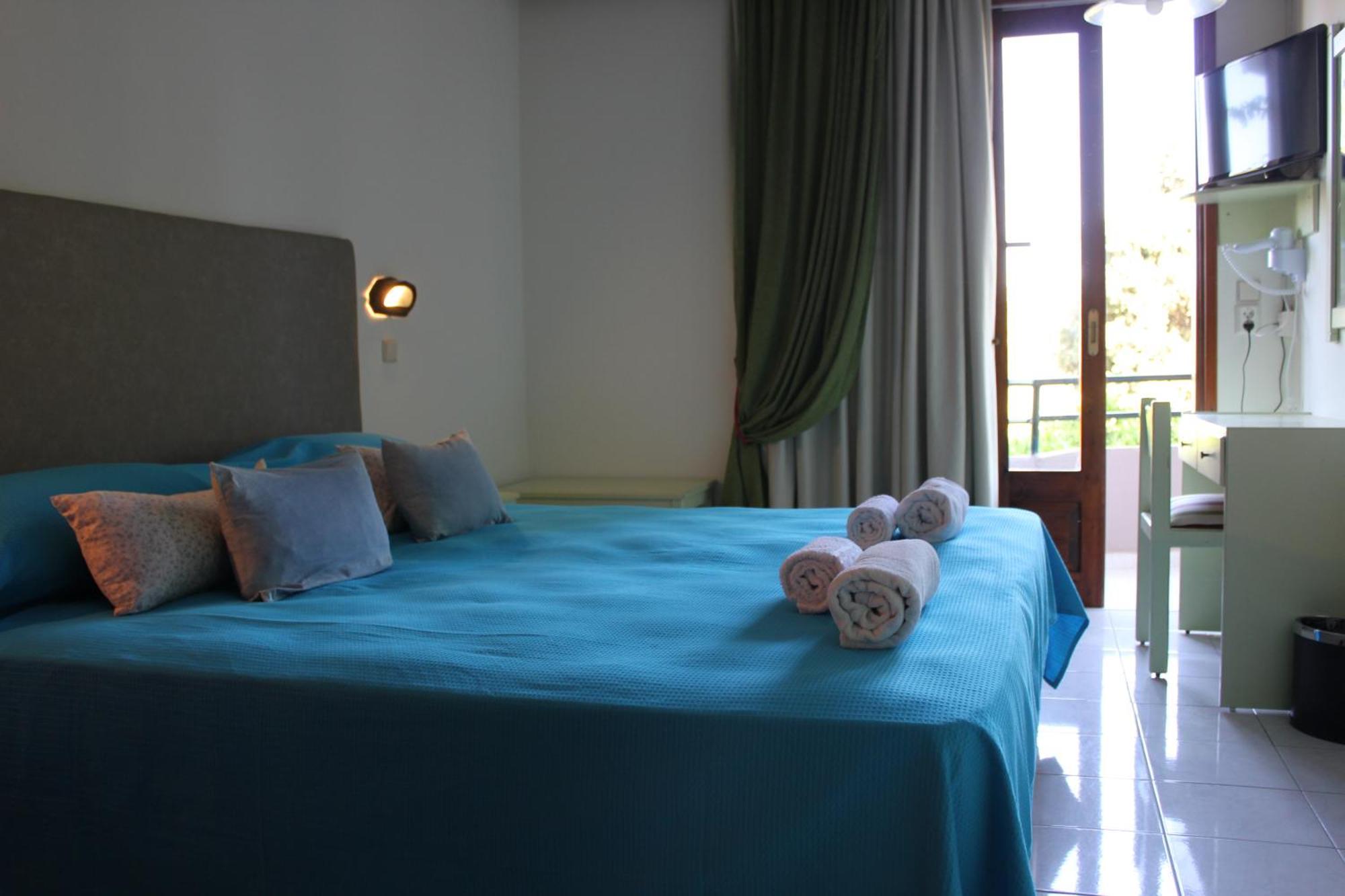 Aparthotel John Mary Faliraki Habitación foto